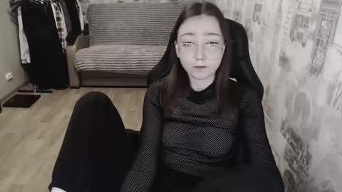 Amelia online show from 01-25-25, 03:40