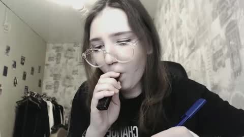 Amelia online show from 02-11-25, 08:10