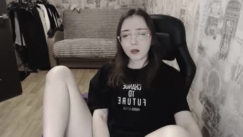 Amelia online show from 02-13-25, 08:03