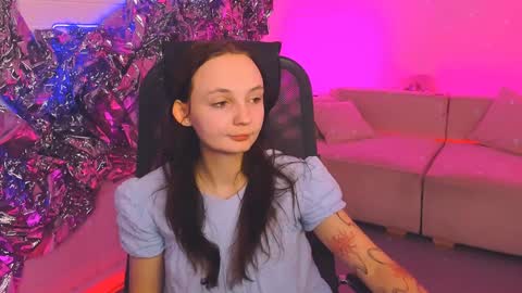 Amelia online show from 12-14-24, 06:02