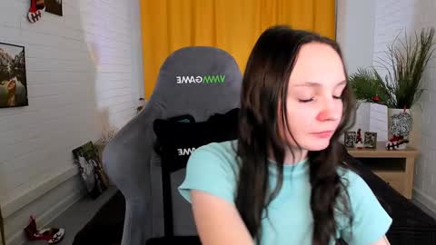 Amelia online show from 12-30-24, 11:48