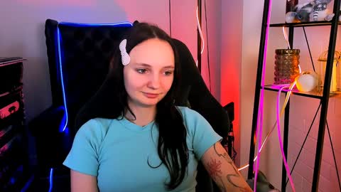 Amelia online show from 01-11-25, 08:33