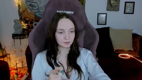 Amelia online show from 02-09-25, 11:36