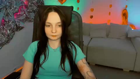 Amelia online show from 02-26-25, 12:36