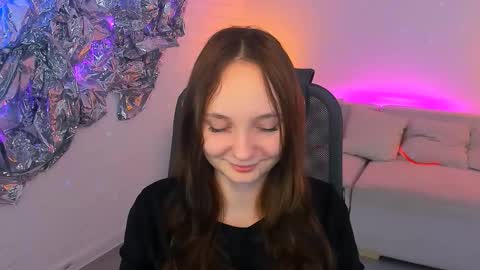 Amelia online show from 11-20-25, 01:22