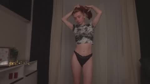 Amelia   online show from 02-08-25, 06:33