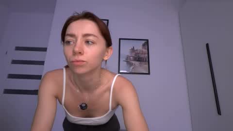 Amelia   online show from 10-05-25, 08:23