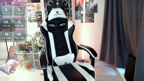 Snapshot of ameliameadd chatting on 11-30-25, 08:07 Amelia online show from 11-30-25, 08:07