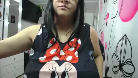 Amelia online show from 10-23-25, 01:05