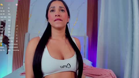 Alejandra  online show from 02-09-25, 01:33
