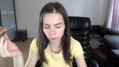 Amelie online show from 09-12-25, 11:54