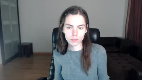 Amelie online show from 09-27-25, 04:12