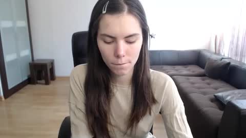 Amelie online show from 10-10-25, 12:15