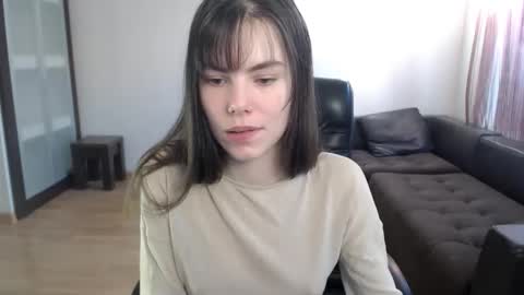 Amelie online show from 11-01-25, 01:02