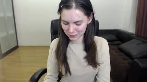 Amelie online show from 11-04-25, 06:40