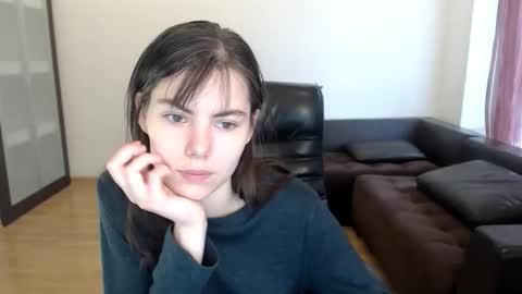 Amelie online show from 11-07-25, 10:37