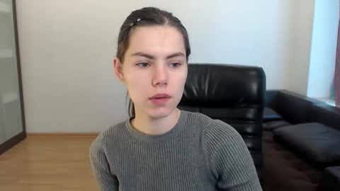 Amelie online show from 11-20-25, 09:09