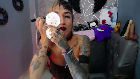 AMELIEROUS .. see you tomorrow  kisses online show from 10-10-25, 10:53