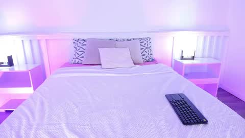 Ameli  online show from 04-14-26, 11:38