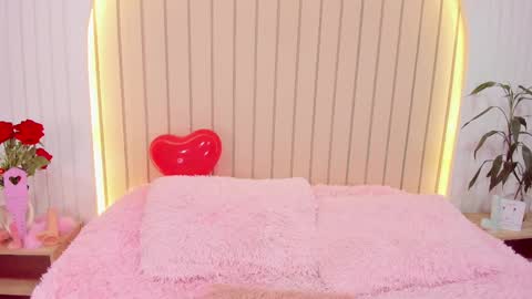 Snapshot of ameliiaa_smith chatting on 02-16-25, 01:47 Amelia online show from 02-16-25, 01:47