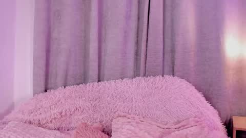 Snapshot of ameliiaa_smith chatting on 09-15-25, 12:32 Amelia online show from 09-15-25, 12:32