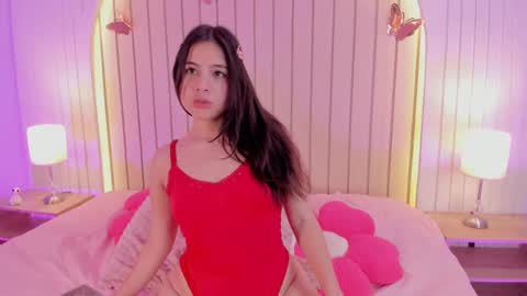 Snapshot of ameliiaa_smith chatting on 10-18-25, 12:02 Amelia online show from 10-18-25, 12:02