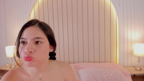 Snapshot of ameliiaa_smith chatting on 11-03-25, 03:35 Amelia online show from 11-03-25, 03:35