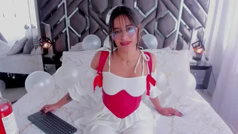 amelli_colette online show from 11-20-25, 02:50