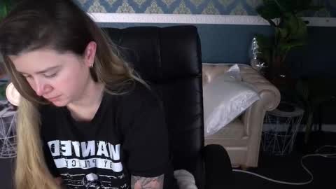 amellymillyy online show from 03-02-26, 05:52