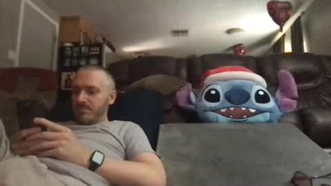 Snapshot of americanguy007 chatting on 03-25-26, 08:15 Derek online show from 03-25-26, 08:15