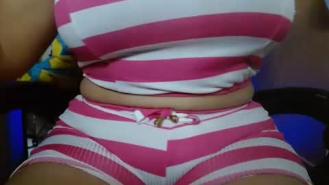 Snapshot of ames9001 chatting on 10-23-25, 12:26 Mari online show from 10-23-25, 12:26