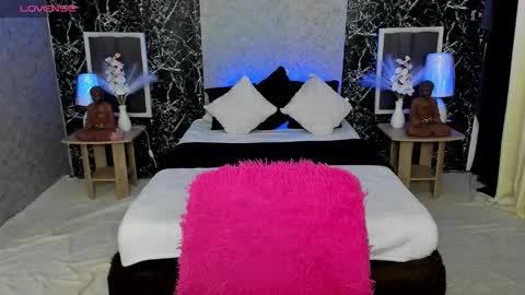 Snapshot of amethyst_claire chatting on 09-19-25, 08:27 Claire online show from 09-19-25, 08:27