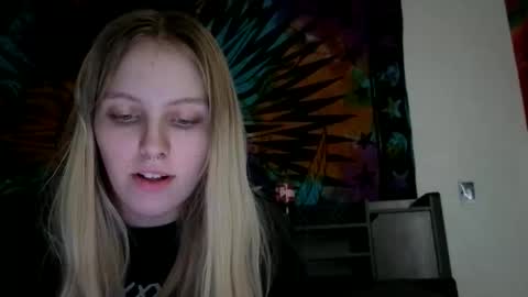 amethystmoon18 online show from 02-27-26, 07:25