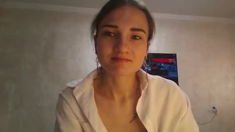 Snapshot of amethystnight_ chatting on 11-05-25, 05:51 Julia online show from 11-05-25, 05:51