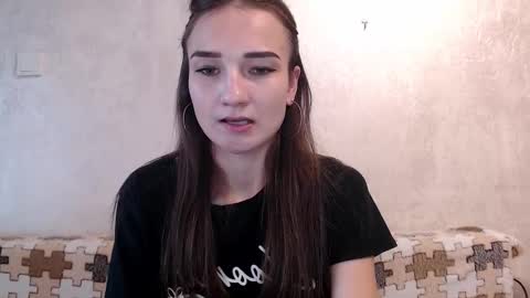 Snapshot of amethystnight_ chatting on 11-12-25, 08:15 Julia online show from 11-12-25, 08:15