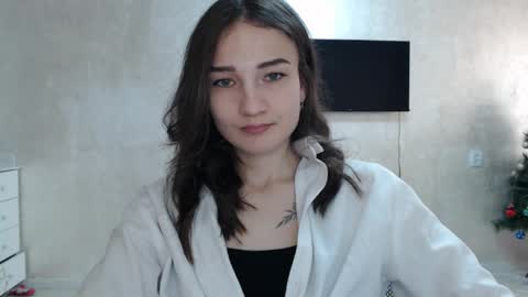 Julia  online show from 01-12-26, 07:24