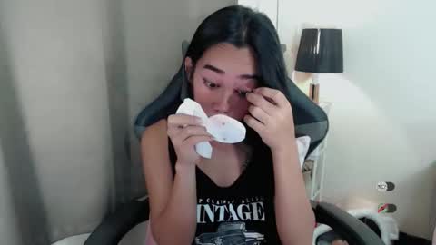 Snapshot of ami_lewis chatting on 10-26-25, 10:36 JOANNA online show from 10-26-25, 10:36