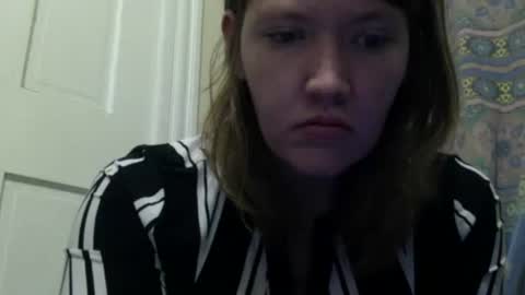 Snapshot of amileadivinestar0987 chatting on 12-19-24, 11:35 amileadivinestar0987 online show from 12-19-24, 11:35