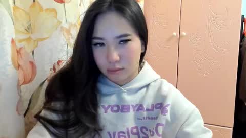 Amina online show from 10-12-25, 06:29