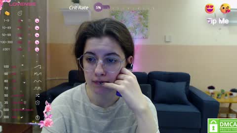 Amina online show from 01-08-25, 04:33