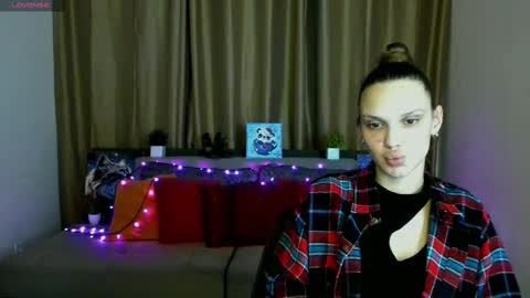 Amina online show from 02-03-25, 01:51