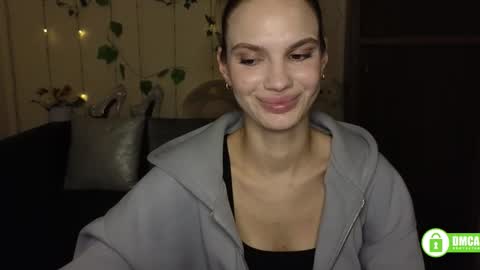 Amina online show from 03-06-26, 01:29