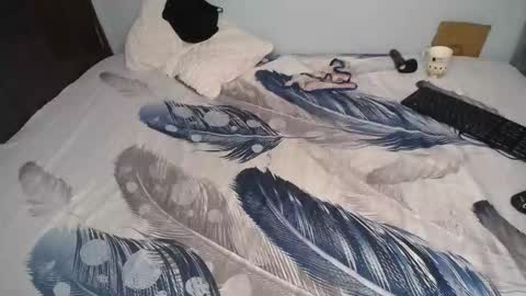 amira9120 online show from 10-20-25, 04:35