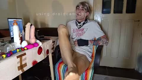 LongJohn online show from 11-22-25, 01:59