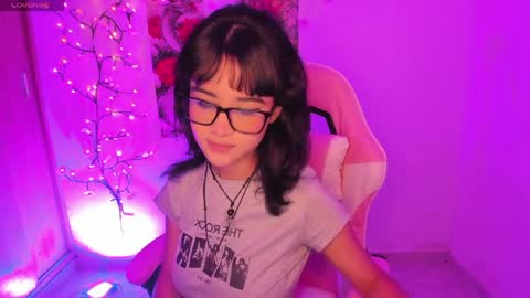 Snapshot of amiyum chatting on 04-13-26, 01:11 AmiYum online show from 04-13-26, 01:11