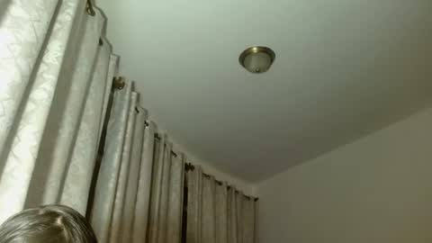 Snapshot of ammbaar1 chatting on 03-04-25, 03:00 Ambaar online show from 03-04-25, 03:00