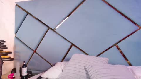 Snapshot of ammy_durand chatting on 10-17-25, 07:16 ammy durand online show from 10-17-25, 07:16