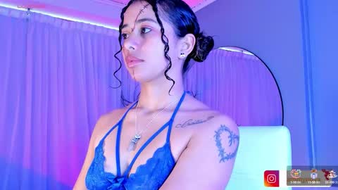 Snapshot of ammy_nova chatting on 10-16-25, 08:21 Ammy Nova online show from 10-16-25, 08:21