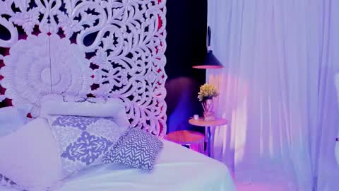 Snapshot of ammy_nova chatting on 11-13-25, 10:41 Ammy Nova online show from 11-13-25, 10:41