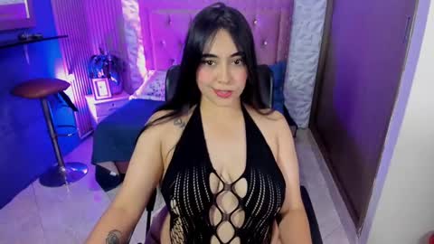 AMMY  online show from 10-10-25, 01:43